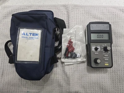 ALTEK TECHCHEK 820 PROCESS CALIBRATOR - Image 1 of 4