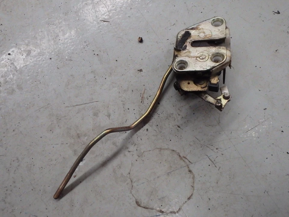 Замок дверной защелки Mazda RX7 FC3S S4 S5 LHS - Изображение 1 из 1