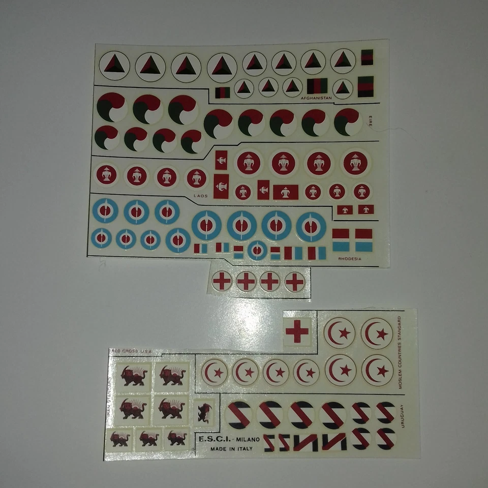EIRE,AFGANISTAN,LAOS,RHODESIA,IRAN RED CROSS PARZ ECC ESCI DECALS 1/72 VEDI FOTO - Immagine 1 di 1