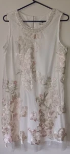 Abito senza maniche SD Collection bianco floreale ricamato in rete sovrapposta taglia 14P - Foto 1 di 4