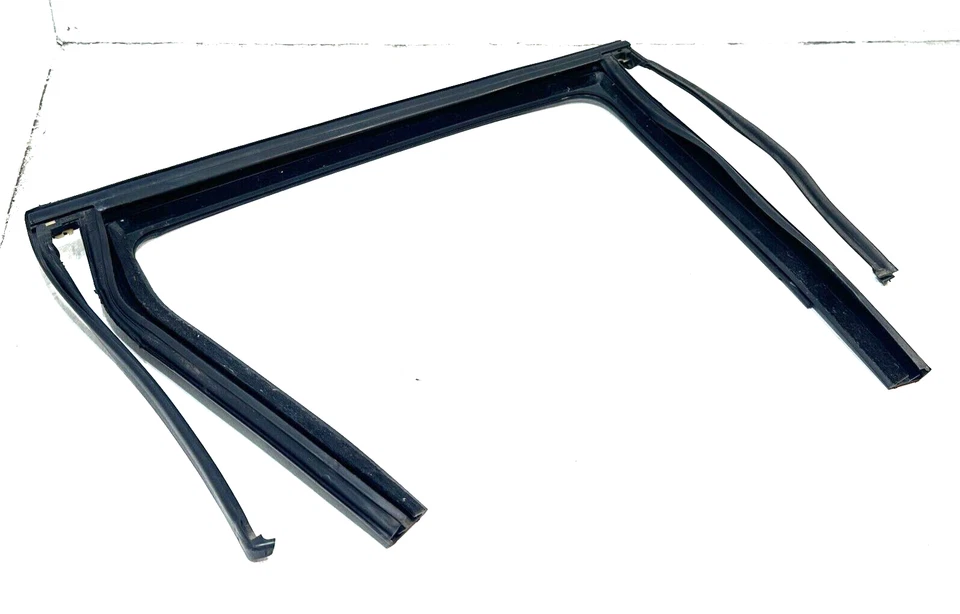 Jeep Cherokee 2014-2023 puerta trasera derecha ventana canal de funcionamiento de vidrio OEM Foto 1 de 4