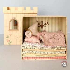 Maileg Princess Mouse and the Pea New free shipping - Picture 1 of 12