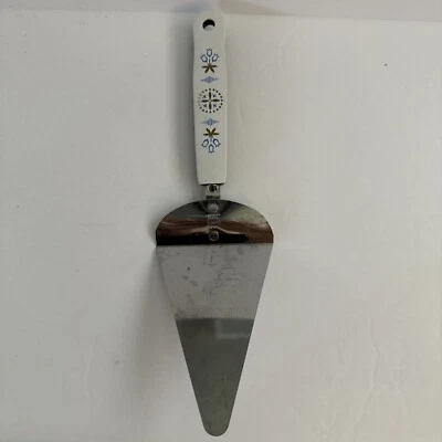 Vintage EKCO Chromium Plated Pie Cake Server Dutch Tulip Pattern Handle USA. - Image 1 of 4