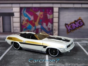 2012 Hot Wheels Easter Eggsclusive White '70 Plymouth Barracuda Loose 1:64 K1 - Picture 1 of 3