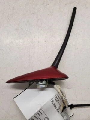 Lexus CT200H, antena montada en el techo, 2011-2013, rojo, 86760-76010 Foto 1 de 4