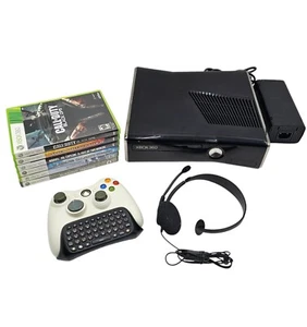 Consola Xbox 360 S Slim 1439 250 GB Paquete con Teclado Controlador 6 Juegos y Auriculares - Imagen 1 de 24
