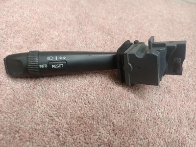 VOLVO S60 V70 XC70  2005-2007 INDICATOR STALK 30768097 - Image 1 of 3