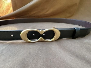 "Cinturón de cuero negro Coach Signature para mujer con hebilla plateada, talla XL 47"" de largo" - Imagen 1 de 3