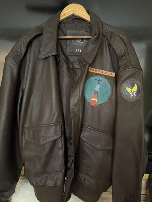 Chaqueta de vuelo de cuero genuino negra para hombre 2XL muy ligeramente usada Foto 1 de 4