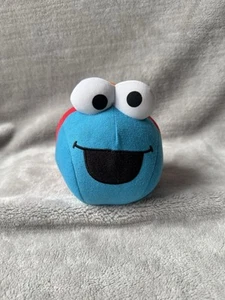 Fisher Price Sesame Street Cookie Monster & Elmo Double Fun Giggle Ball Toy 2005 - Picture 1 of 13