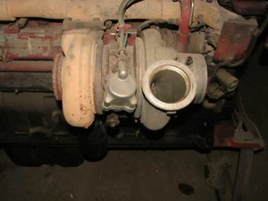 CUMMINS ISX Engine Turbo  Peterbilt  IH KW Ford Semi Truck - Picture 1 of 4