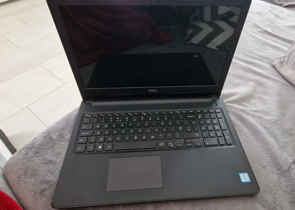 Dell Inspiron 15 Core i3 6th Generation 2.0GHz 12GB 1TB HDD Laptop - Image 1 of 4