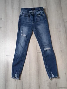 Judy Blue Jeans Women’s Size 1/25 Skinny Fit Raw Hem Distressed - Picture 1 of 13