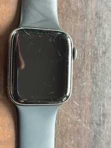 Apple Watch Series 5 - Bild 1 von 3