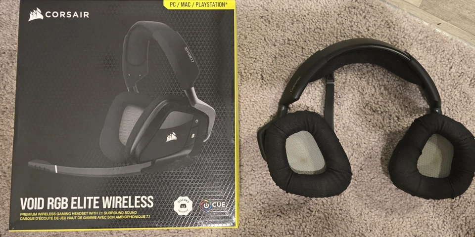Corsair VOID RGB Elite Wireless Premium Gaming Headset Black - Image 1 of 1