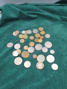 Unsearched Foreign Mixed World Coins Bulk Assorted Lot - Picture 1 of 5