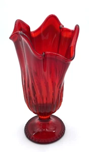 Vintage Fenton Old Virginia Glas rot geschwungen Vase, 7,2" gerippt & Sockel, mit Aufkleber - Bild 1 von 17