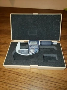 MITUTOYO 293-811 MICROMETER DIGIMATIC 0-1 .001mm .00005" with Case FREE SHIPPI - Picture 1 of 3