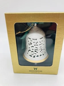 Wedgwood 2000 Christbaumschmuck Glocke Porzellan  - Bild 1 von 11