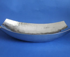 Große Rundschale Platte Schale Gehämmert Messing 50cm x 26cm NEUWARE OVP - Picture 1 of 3