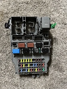 2006-2014 Honda Ridgeline Interior Cabin Under Dash Fuse Box OEM - Picture 1 of 2