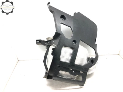 Soporte de parachoques trasero para conductor izquierdo Porsche Panamera 2017-2021 con protector térmico OEM # Foto 1 de 4