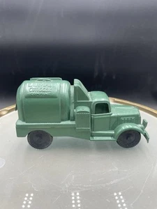 Vintage Louis Marx Lumar Concrete Company Truck Mixer Green Plastic 5” VG - Picture 1 of 5
