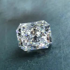 Loose Lab-Grown CVD Diamond 4.80 Ct Radiant Cut VVS1 - F Certified Diamond - Picture 1 of 1