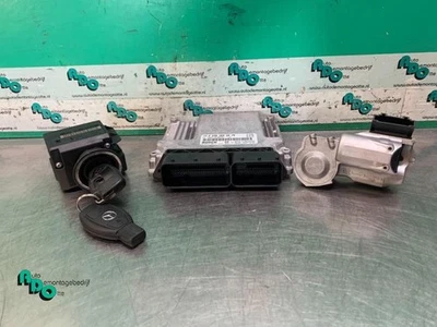 Centralina Mercedes Classe E Station Wagon S211 A2034621130 P17418820 - Immagine 1 di 4