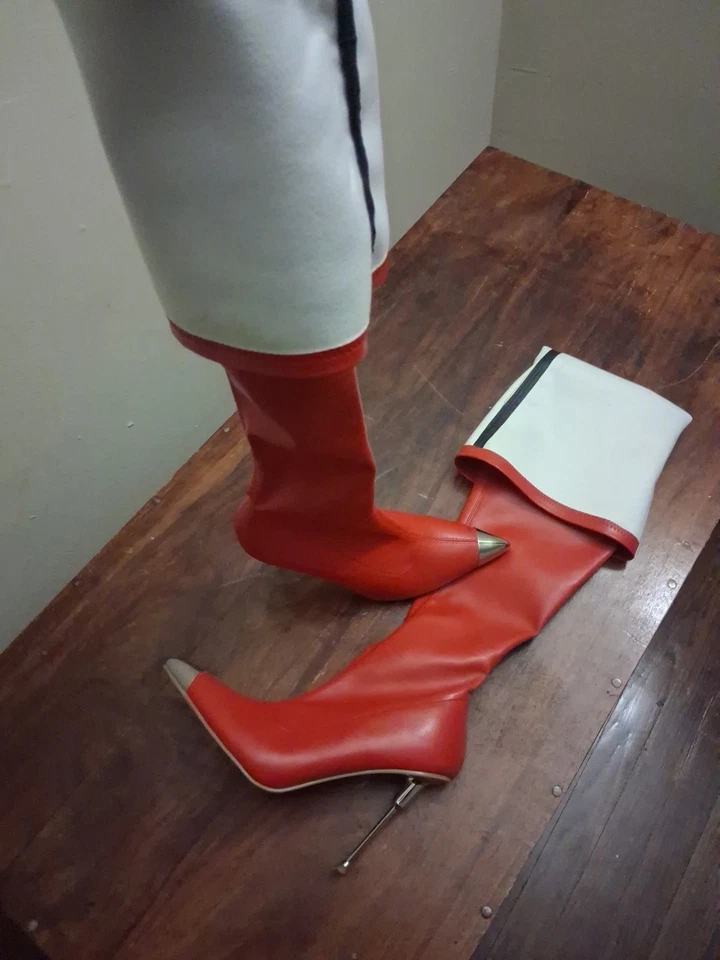 Botas rojas de tacón alto hasta la rodilla de cuero sintético talla 7,5 para mujer punta cremallera lateral Foto 1 de 4