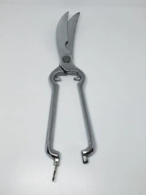 CSC Poultry Shears - Chef Quality -  Made In Italy - Image 1 of 4