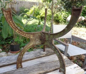 antique 3 Leg Cast Iron Water Heater Tank Stand 1920 Plant Kenney Mansfield Ohio - Picture 1 of 5
