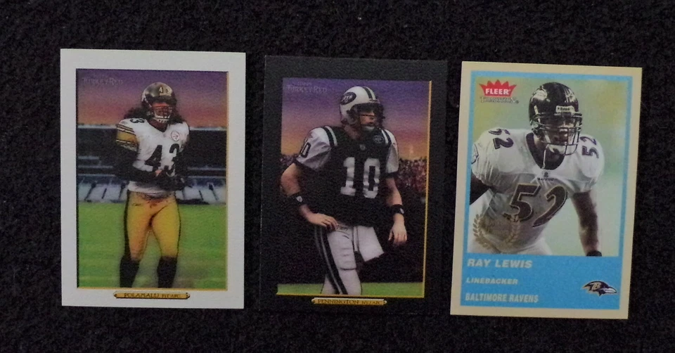 Ray Lewis Award Winner 2004 Fleer Tradition Blue  - Image 1 of 1