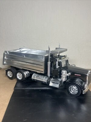 Camión de volteo Kenworth W900 escala 1/32 fundido a presión NUEVO RAY personalizado Foto 1 de 4