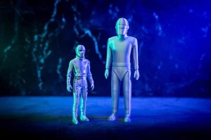 Figura Robot Klaatu y Gort De Colección Coleccionable Ciencia Ficción Decoración Película Clásica - Imagen 1 de 9