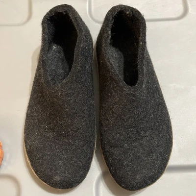 Zapatillas Glerups gris carbón fieltro lana cuero suela M7? Mujer 9? Ver fotos  Foto 1 de 4