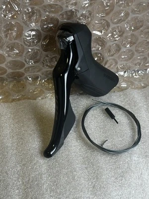 NEW ! Shimano 105 ST-R7000 Left Hand 7000 Shifter 2x11 Speed With Cable RRP £120 - Image 1 of 3