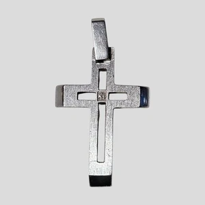 Colgante Cruz Caballeros Espartano Acento Diamante Acabado Cepillado Plata de Ley - Imagen 1 de 5