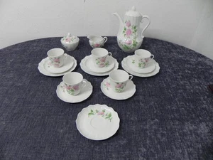 GIRAUD Limoges France, Le Chambrelain - Colección servicio de café, pintado a mano - Imagen 1 de 7