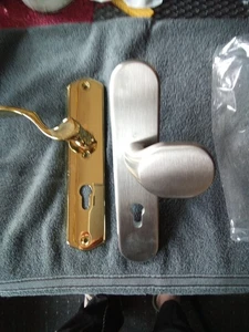 Hoppe Schutzbeschlag 72 PZ außen Edelstahl Innen Messing Kpl M.Zubehör NEU! - Bild 1 von 6