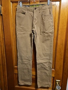Boy's Lee Extreme Comfort Khaki Pants Size 18 Regular - Picture 1 of 5
