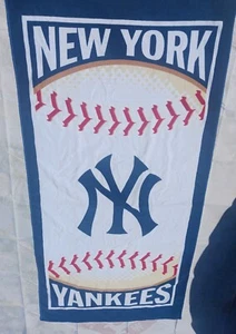 Biederlack At The Beach New York Yankees Baseball Beach Towel - Picture 1 of 4