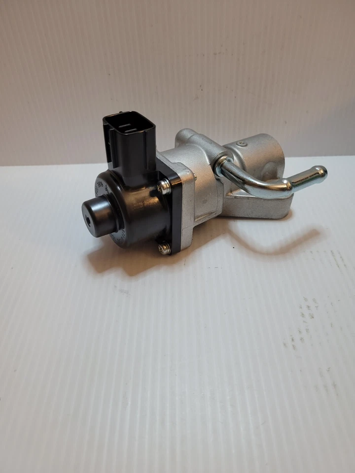 CX-2352 Motorcraft EGR Valve New for Ford Focus Escape Fusion Mercury Mariner - Image 1 of 4