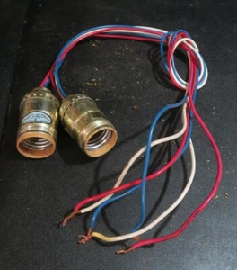 Enchufe PR parte 3 vías con cableado vintage banquete tocador lámpara en mal estado EE. UU. antiguo - Imagen 1 de 6