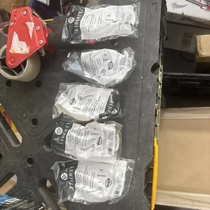 5 Pack Liberty Hardware B45006Z-SN-C Pilltop Coat and Cap Hook Satin Nickel - Picture 1 of 3