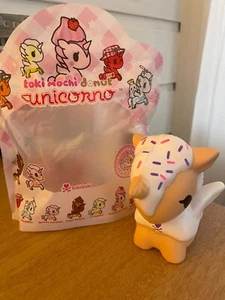 Tokidoki Toki Mochi Donut Squishy Unicorno White Sprinkles - with bag, brand new - Picture 1 of 3