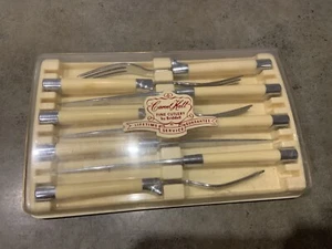 Carvel Hall Fine Cutlery By Briddell Bakelite Set 4 Knives 4 Forks Beautiful! - Picture 1 of 6