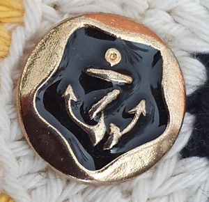 1x Knopf Vintage ANKER Wappen Knöpfe 20mm goldfarbenes Metall schwarz Emaille - Bild 1 von 2