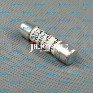 1PCS NEW FWC-10A10F Fuse FWC 10A 600Vac/400Vdc 10 #F19 - Bild 1 von 4