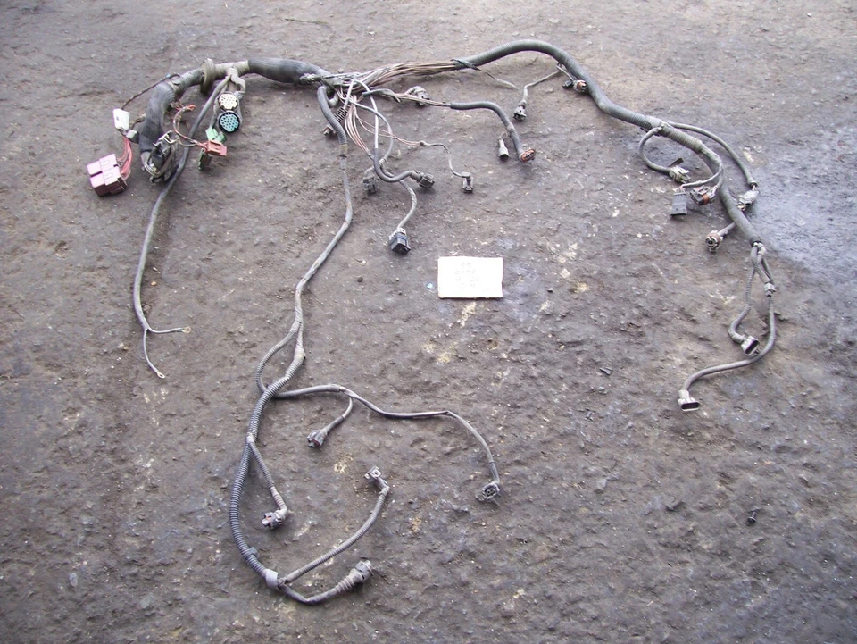 Cadillac Catera 1997 bajo capó motor cableado arnés cableado conector Foto 1 de 4